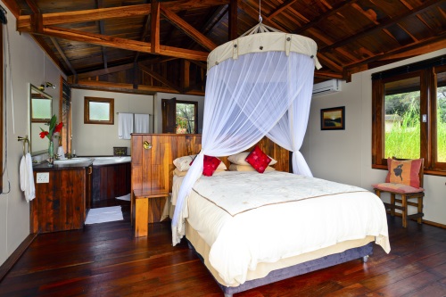 Hakusembe River Lodge 002